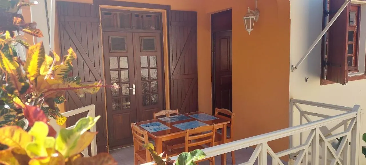 O Logis Zen' Villa Le Moule